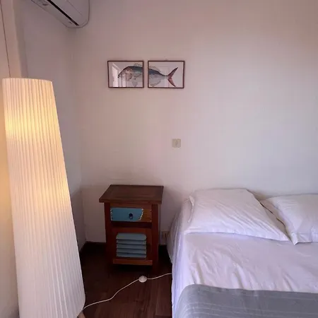 With Terrace, Sea View, Swimming-pool & Sunset سانت-ماندرييه-سور-مير