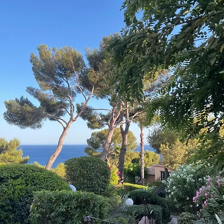 Appartement With Terrace, Sea View, Swimming-pool & Sunset